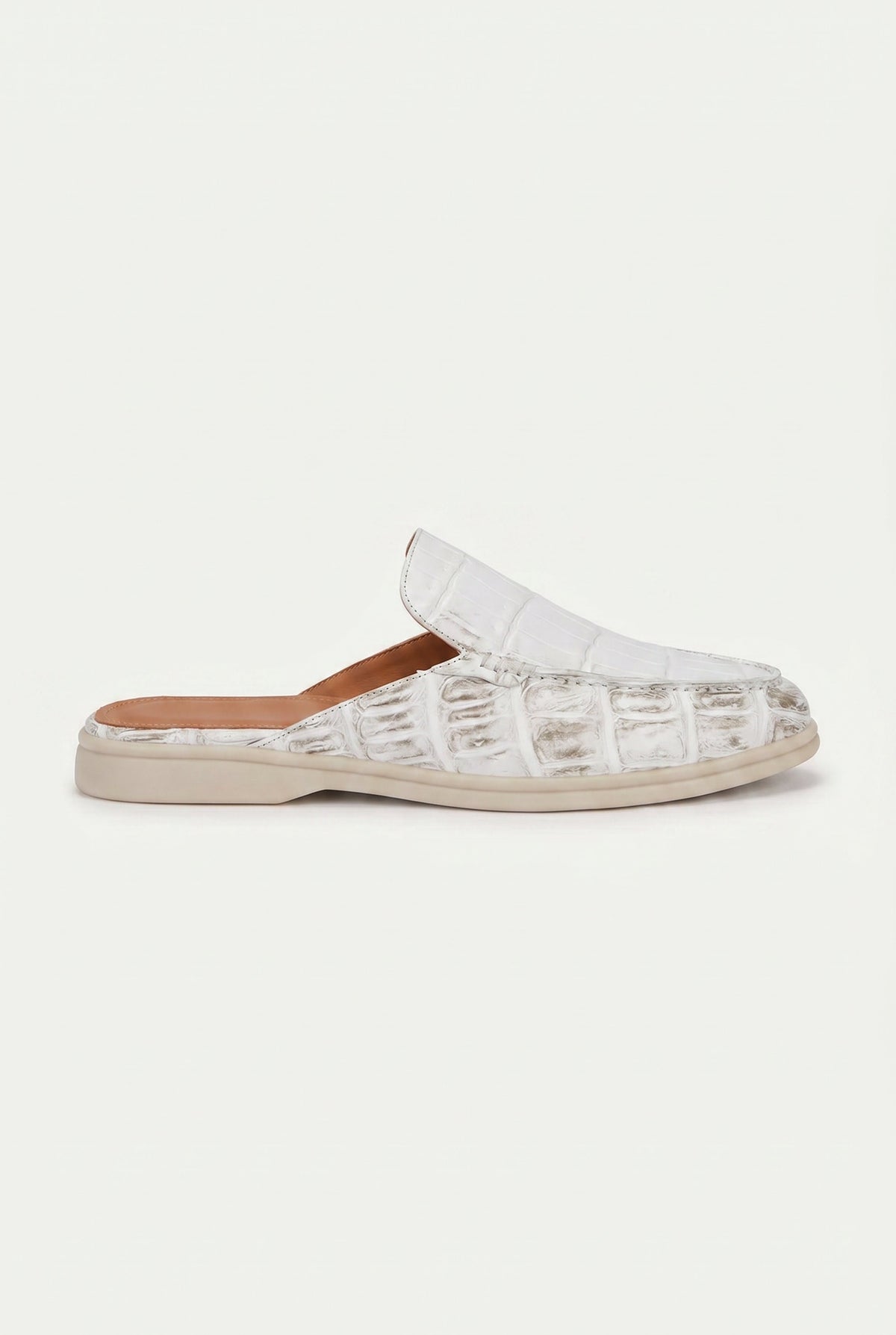 White Crocodile Yacht Mule